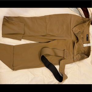 Tan trousers! Really great condition, basically new! From Zara